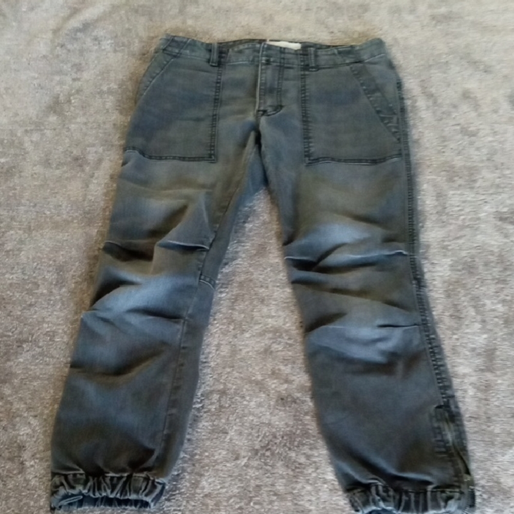 Nili Lotan Midrise Military Cropped Joggers